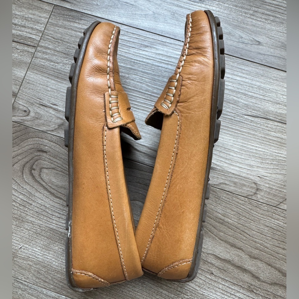 Marc Joseph New York
tan leather women's loafer shoes studded rubber sole 5.5 - Picture 7 of 8